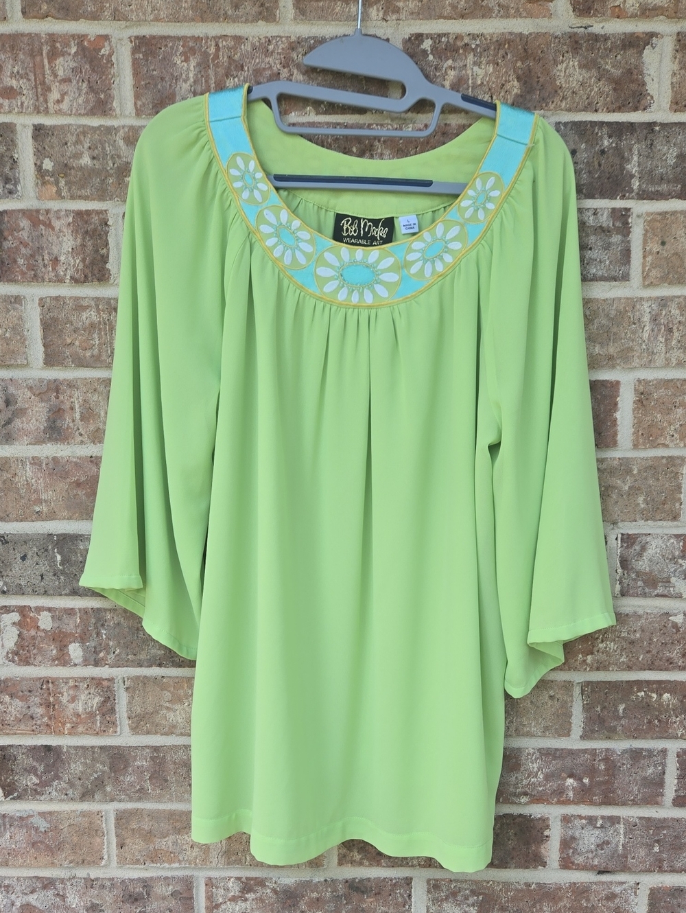 Bob Mackie Lime Green Floral Embroidered Scoop Tunic Top Size L
